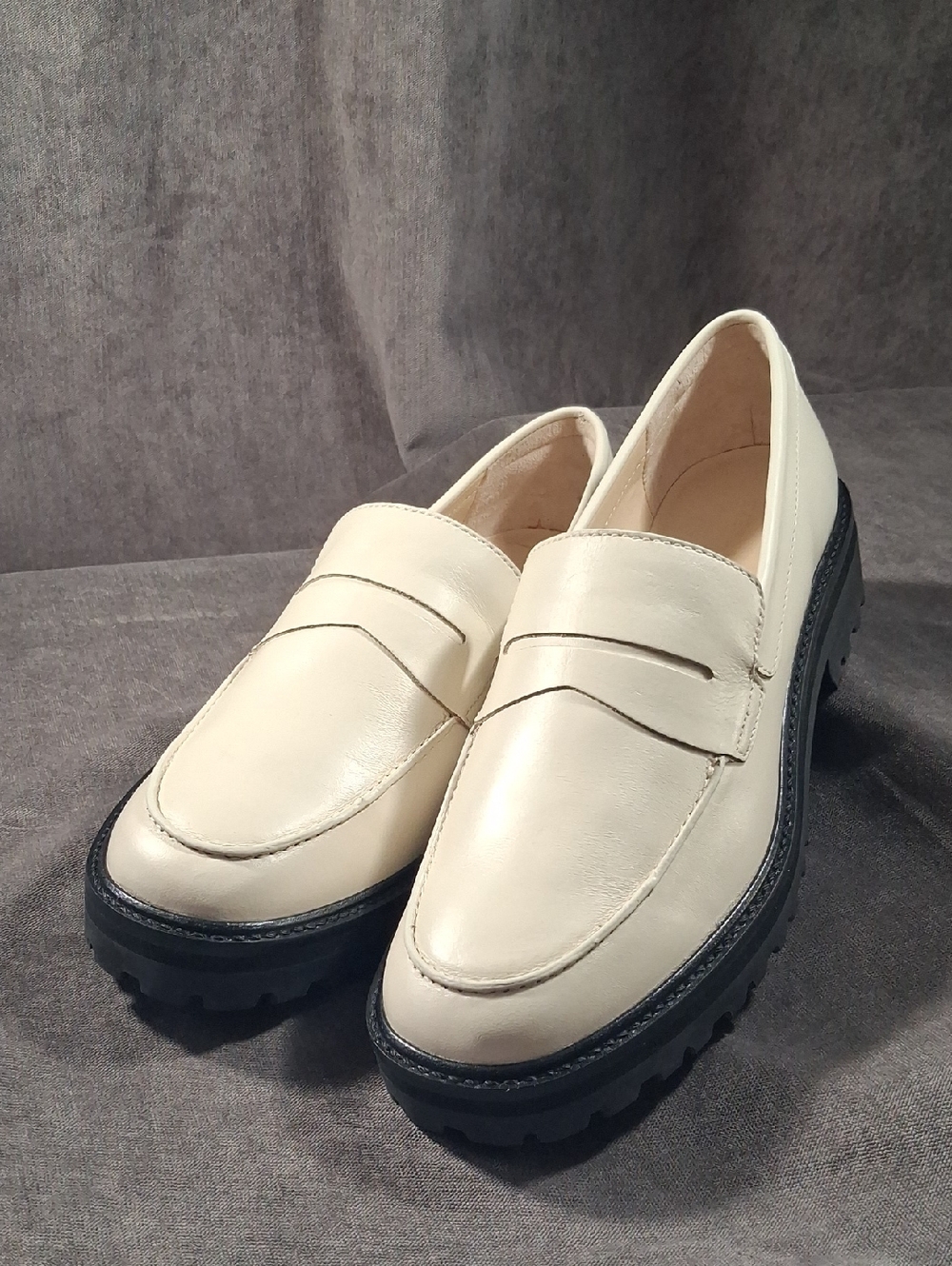 Everlane 'The Lug Loafer' Parchment Cream Leather Loafers NEAR NEW US 10.5